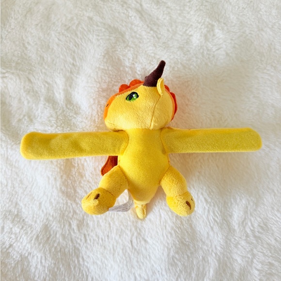 Wings of Fire Dragon Bag Clip & Cutie Cuff Bundle - Sunny & Clay - Picture 15 of 15